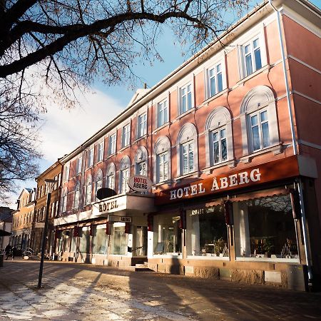 Hotel Aberg Centralhotellet Tranås Kültér fotó