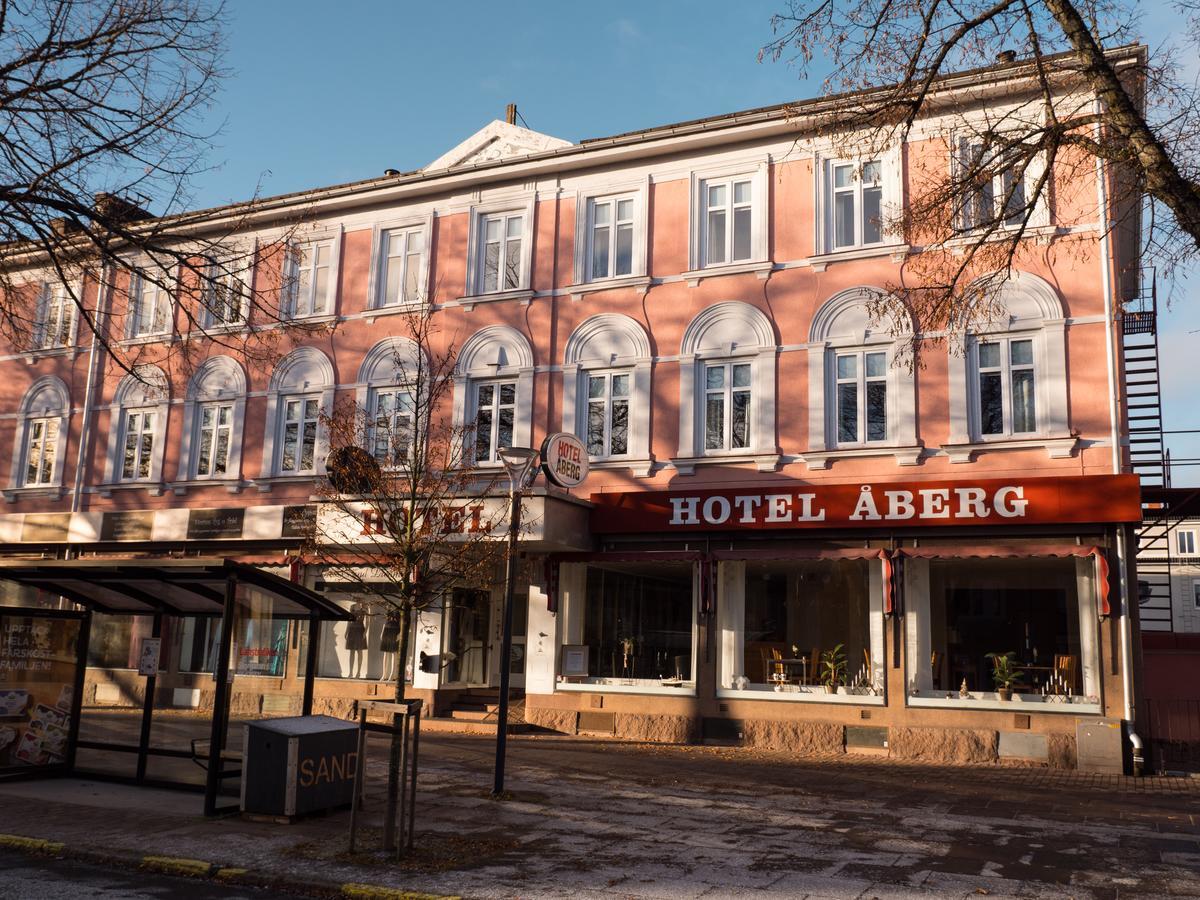 Hotel Aberg Centralhotellet Tranås Kültér fotó